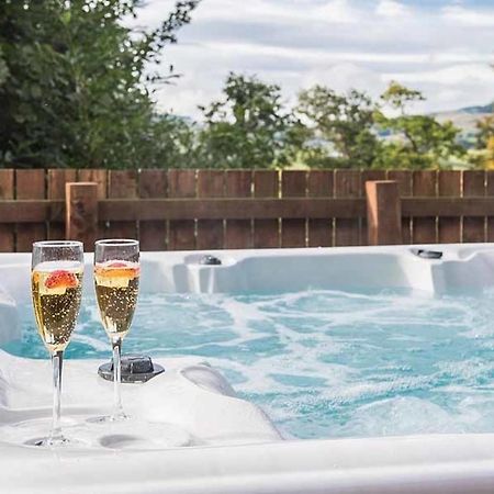 The Granary With Hot Tub Near Perth Perthshire Villa Forgandenny Exterior photo
